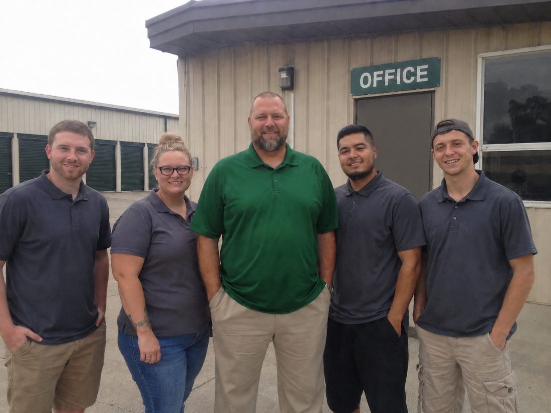 Pest control professionals in Stonecrest, GA